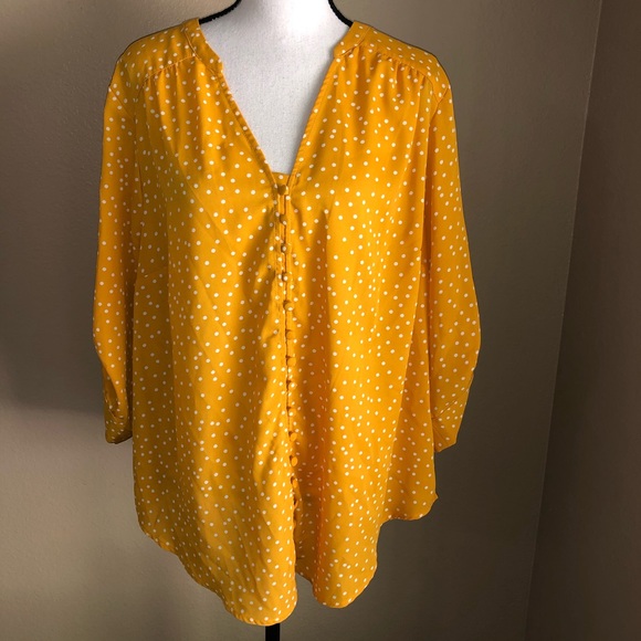 torrid Tops - Torrid Yellow/white Polka Dots Blouse size 2
